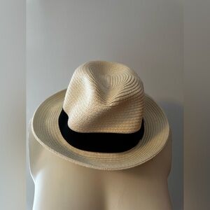 Aritzia Talula Straw Fedora Hat with Black Ribbon Band